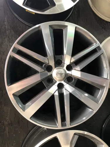 Rodas aro 22 novas Sw4 Hilux s10 l200 diamantadas 6x139