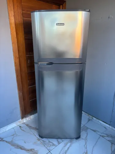 Geladeira continental 472 litros Frost Free Inox