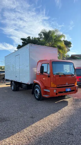 Agrale 13000 4x2 2010 Com Baú 6.80m Motor MWM Com 303mil Km