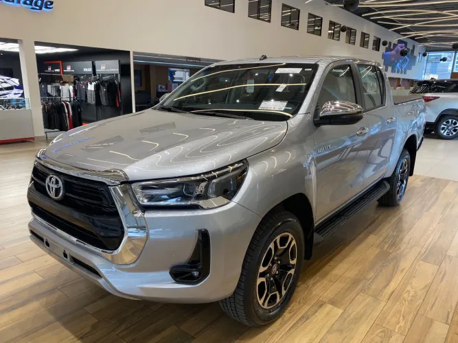 Toyota Hilux CD SRV 4X4 2.8 TDI Diesel Aut. 2026