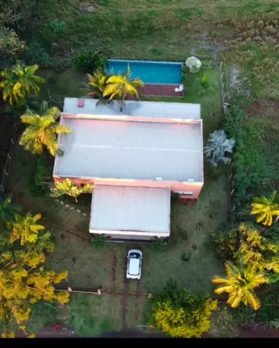 CASA AMPLA EM ÁREA RURAL PARA LOCAÇÃO