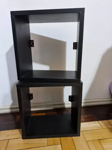 2 Nichos de MDF Preto - Ótimo Estado