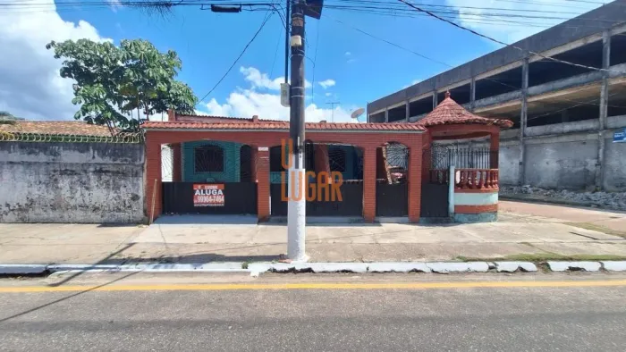 Um Lugar Imóveis Aluga: Casa com 5 quartos sendo 2 suítes em Mosqueiro na Av. 16 de Novemb
