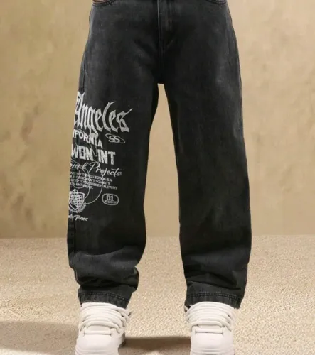 Calça modelagem baggy streetwear preta timeless