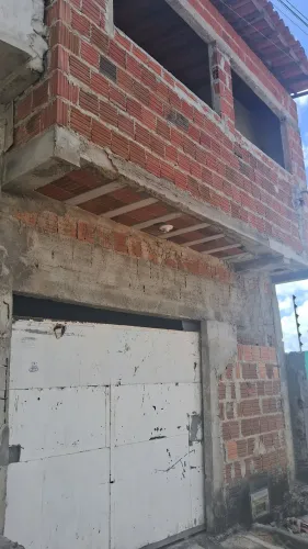 Vendo casa em felipe camarao