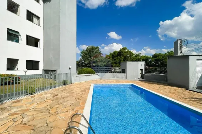 Apartamento na Vila Jardini: Localização Privilegiada a 5 Minutos do Campolim