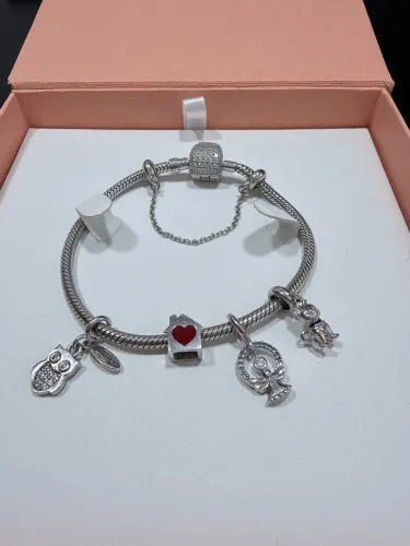 Pulseira Vivara + Berloques