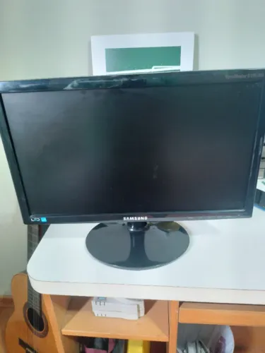 Monitor Samsung SyncMaster S19B300 - 19? LED | Ótimo Estado