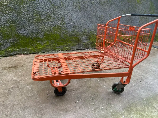 Carrinho plataforma tipo supermercado 