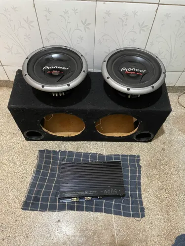 Caixa com Par de 308 + Roadstar 1200