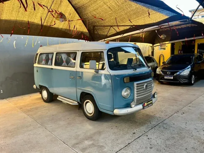 Volkswagen Kombi Standard/ Luxo/ Serie Prata 2004