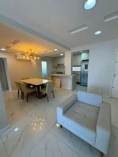 Ed. Fenix | Ponta DAreia | 144m² | Vista Mar | Reformado | 3 Quartos | Mobiliado