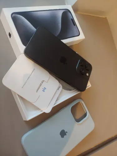 iPhone 15 Pro Max 256GB Titânio completo na caixa + acessórios