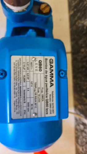 Bomba d'água periférica QB60 leve