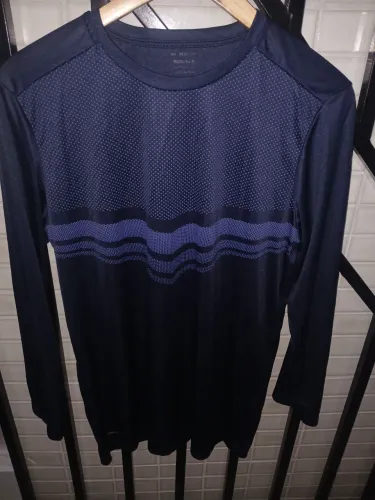 Blusa esportiva Proteção UV - M