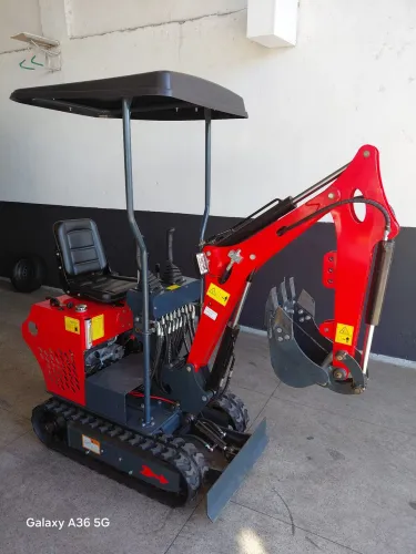 Mini escavadeira 
