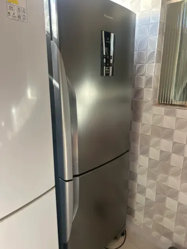 Geladeira Panasonic Inverter