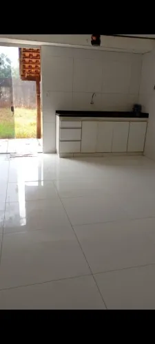 Casa no bairro Portal da Lagoa, R$ 100,00, próxima a UCDB, contrato de Compra e Venda.