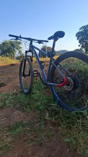 Vendo bicicleta aro 29 oggi 7.0 tamanho 17