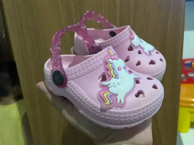 Sandálias feminina infantil tamanho 19/20