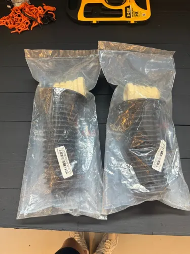 Kit Batente e Coifa dianteiro BMW - O par - Lacrado