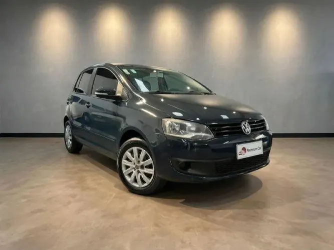 Volkswagen Fox 1.0 MI Total Flex 8V 5P 2013