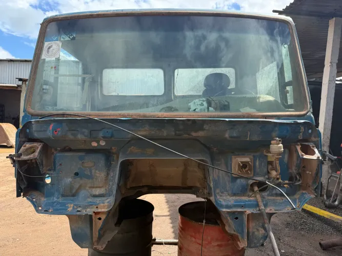 Cabine Mercedes L1620