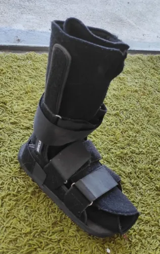 Bota ortopédica grande