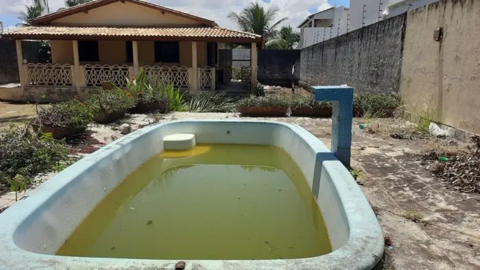 piscina de 5,5x3,5 metros usada