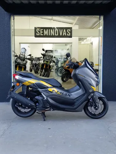 YAMAHA NMAX CONECTE SE 