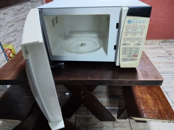 Microondas Electrolux 20l