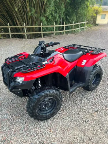 Quadriciclo Honda fourtrax 4x4 2023<br>Ano 2023 <br>Único dono <br>1.350 km <br>190 hrs<br>47.000,00