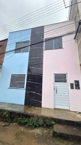 Casa ampla á venda -5 quartos- Não financia 