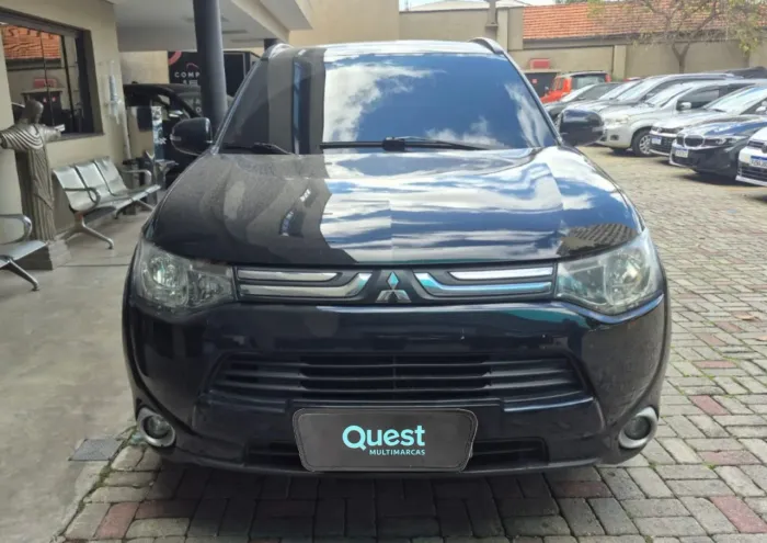 Mitsubishi Outlander 2.0 16V 160cv Aut. 2014