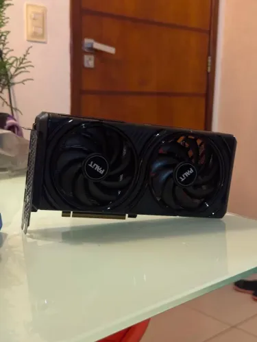 RTX 5060 8GBA (Troco em iphone)