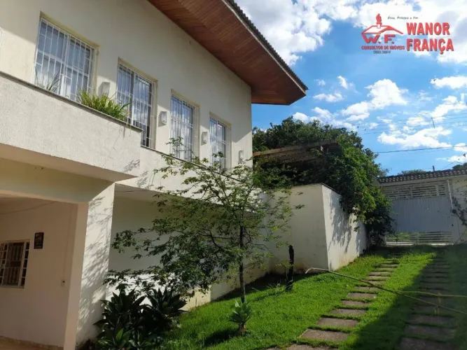 Casa com 4 quartos, 3 suítes área construída 550 m² - venda por R$ 2.850.000 ou aluguel po
