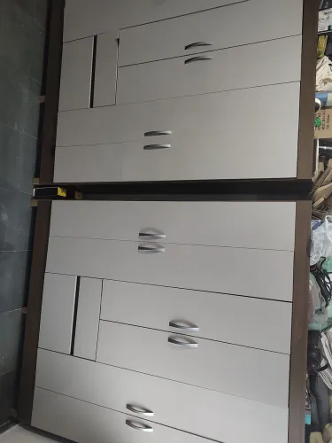 Armário guarda roupa de solteiro