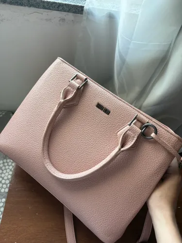 Bolsa Média da Santa Lola  