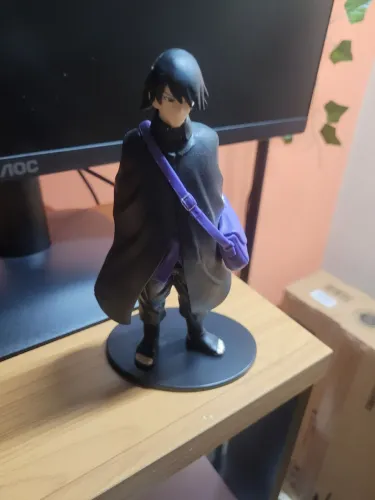 Sasuke Uchiha Modelo boneco