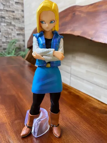 Action Figure Dragon Ball - Androide 18