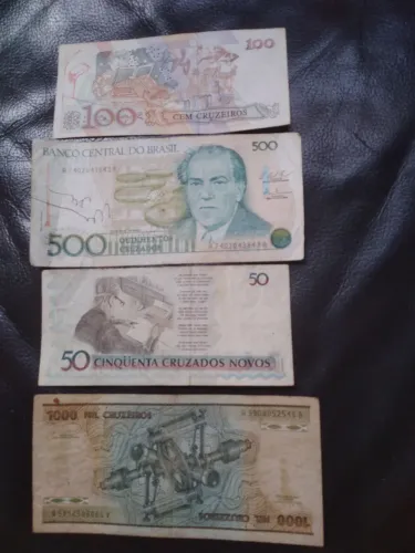 Dinheiro antigo usado ótimo estado 