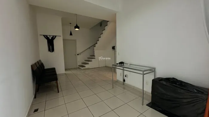 Duplex com varanda no coração do Gonzaga para venda e aluguel com 69m² e 1 vaga