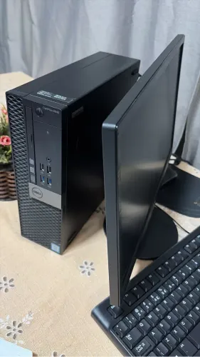 Pc desktop Dell com monitor