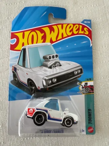 Hot Wheels - 70 DODGE CHARGER