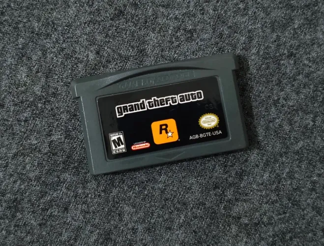 Grand Theft Auto Advance Original Americano Game Boy Advance GBA