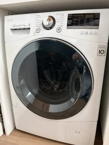 MÁQUINA LG LAVA E SECA INVERTER 8,5KG/5KG