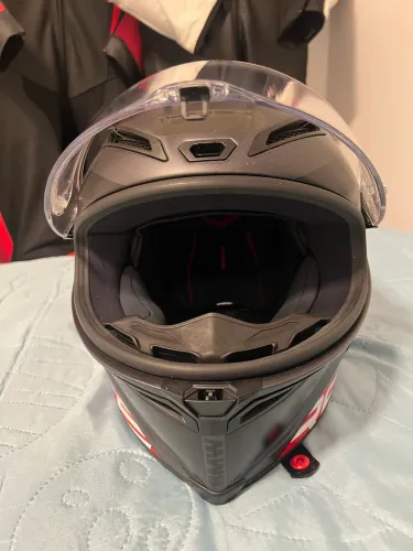 Capacete AGV BMW usado apenas uma vez