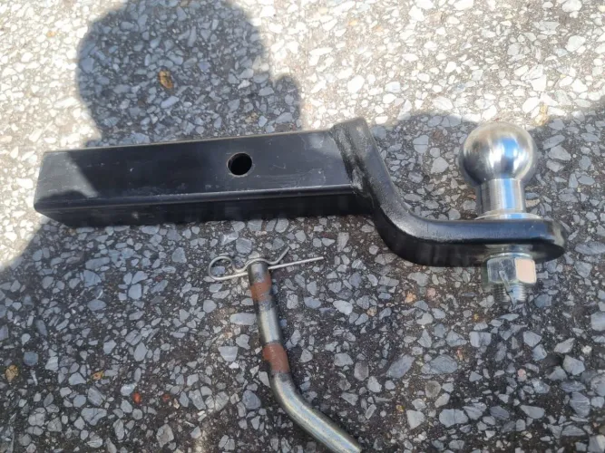 Ponteira para reboque de automóveis. 