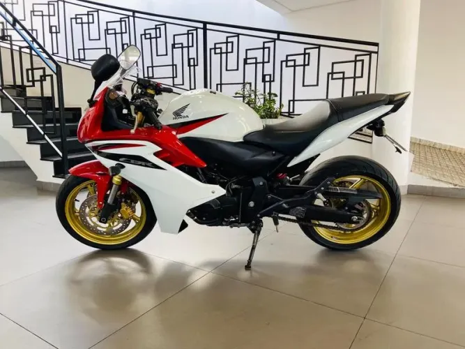 HONDA CBR 600-F 2013