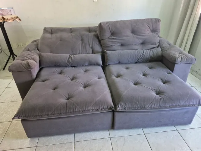 Sofá Retrátil e Reclinável Cinza
